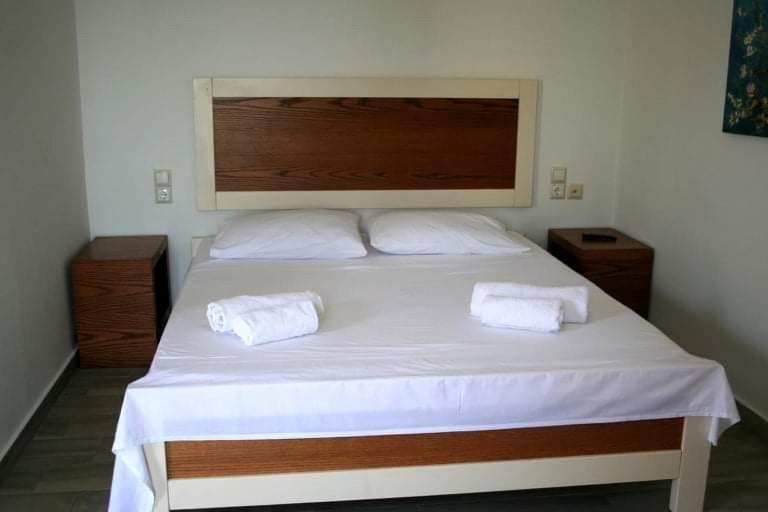 Spyridoula'S Guest House Himarë Dış mekan fotoğraf