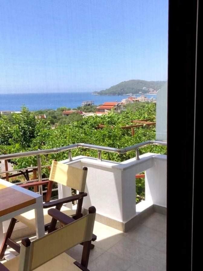 Spyridoula'S Guest House Himarë Dış mekan fotoğraf
