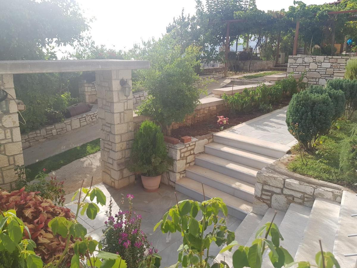 Spyridoula'S Guest House Himarë Dış mekan fotoğraf