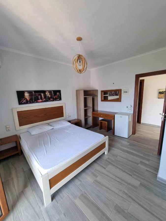 Spyridoula'S Guest House Himarë Dış mekan fotoğraf