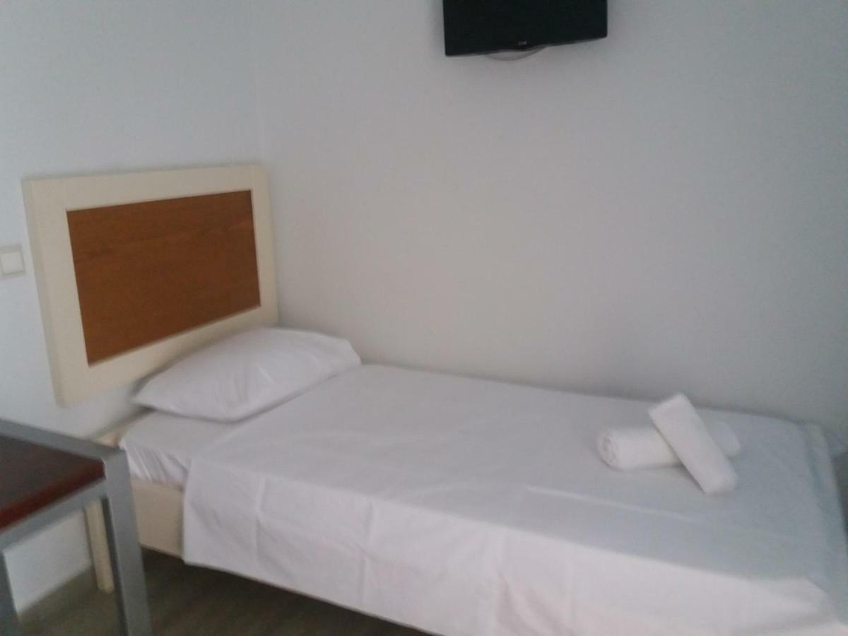 Spyridoula'S Guest House Himarë Dış mekan fotoğraf