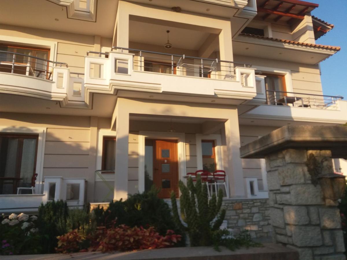 Spyridoula'S Guest House Himarë Dış mekan fotoğraf